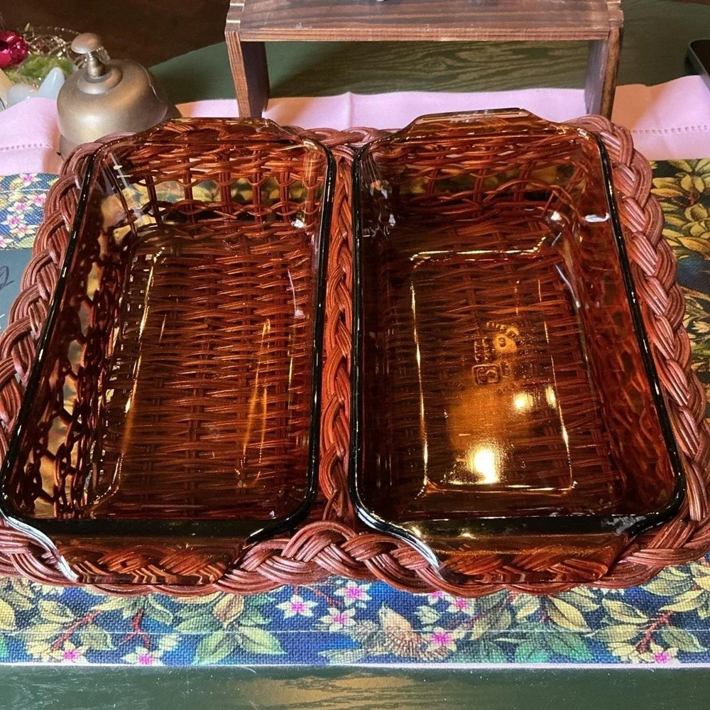 Double Anchor Hocking #441 Amber‎ Cassarole Dishes w/ wicker carrier.